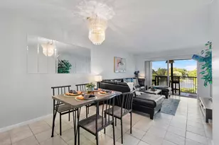 2236 N Cypress Bend Dr, Pompano Beach, FL 33069 - Photo 1