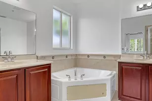 2850 S Oasis Dr, Boynton Beach, FL 33426 - Photo 32