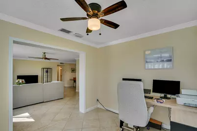 202 High Point Terrace W, Unit #A, Delray Beach, FL 33445 - Photo 10