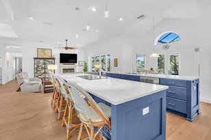 8951 SE Marina Bay Dr, Hobe Sound, FL 33455 - Photo 10