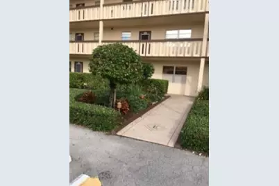1094 Wolverton E, Boca Raton, FL 33434 - Photo 1