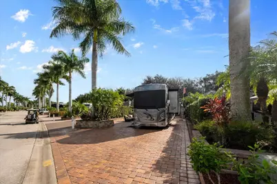 185 NW Hazard Way, Saint Lucie West, FL 34986 - Photo 18