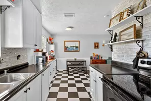 1140 11th Terrace SW, Vero Beach, FL 32962 - Photo 18