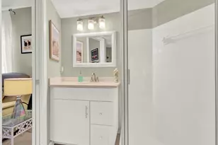 2069 NE Collins Cir, Jensen Beach, FL 34957 - Photo 20