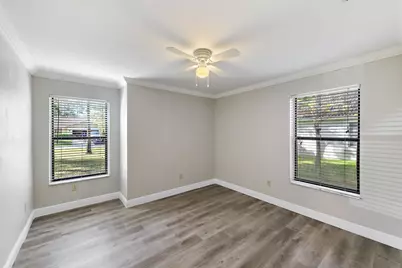 916 Daffodil Drive, Wellington, FL 33414 - Photo 16