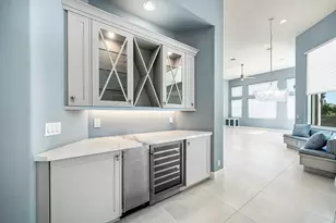 326 Charroux Dr, Palm Beach Gardens, FL 33410 - Photo 10