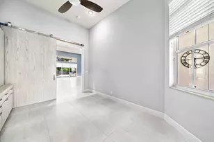 326 Charroux Dr, Palm Beach Gardens, FL 33410 - Photo 22