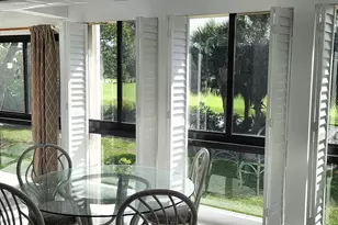 1731 Presidential Way, West Palm Beach, FL 33401 - Photo 4