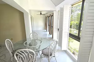 1731 Presidential Way, West Palm Beach, FL 33401 - Photo 6
