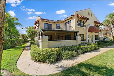 3 Uno Lago Drive, Unit #3, Juno Beach, FL 33408 - Photo 2
