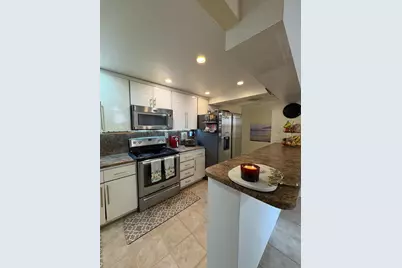 20401 NE 30th Avenue, Unit #116-8, Aventura, FL 33180 - Photo 2