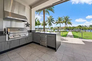13791 Baycliff Dr, North Palm Beach, FL 33408 - Photo 16