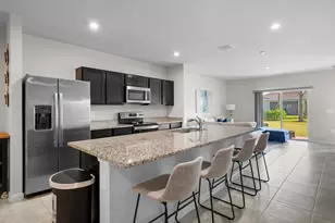 843 Persimmon Pl, Fort Pierce, FL 34981 - Photo 4