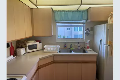 701 Lori Drive, Unit #202, Palm Springs, FL 33461 - Photo 4