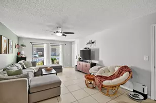 9815 Pineapple Tree Dr, Boynton Beach, FL 33436 - Photo 8