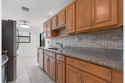 5110 Nesting Way, Unit #B, Delray Beach, FL 33484 - Photo 4