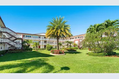 517 Fanshaw M, Boca Raton, FL 33434 - Photo 4