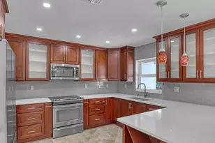 1298 NW 4th St, Boca Raton, FL 33486 - Photo 10