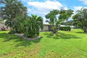 22349 Treetop Cir, Boca Raton, FL 33433 - Photo 26