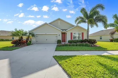 2785 Granville Manor SW, Vero Beach, FL 32968 - Photo 2
