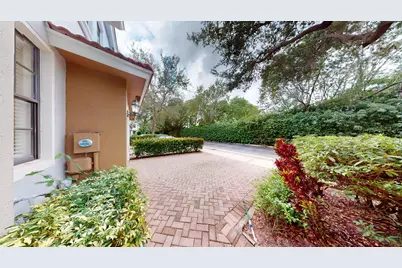 235 W Chrystie Circle, Delray Beach, FL 33484 - Photo 2