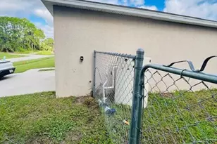 915 Braganza Ave SE, Palm Bay, FL 32909 - Photo 18