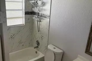 5706 Candlewood Ave, Mangonia Park, FL 33407 - Photo 6