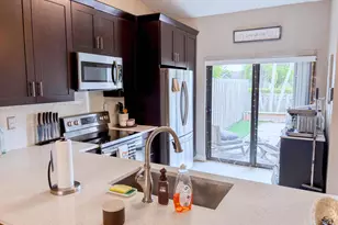 1005 NW 53rd St St, Deerfield Beach, FL 33064 - Photo 1