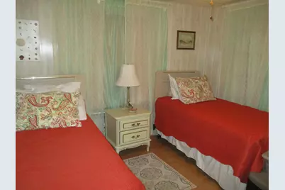 7915 SE Independence Avenue, Hobe Sound, FL 33455 - Photo 14