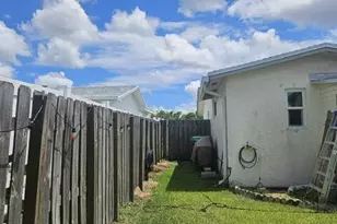 9761 NW 24th Pl, Sunrise, FL 33322 - Photo 20