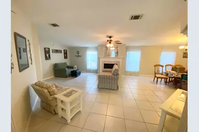 436 Tropical Isles Circle, Fort Pierce, FL 34982 - Photo 4