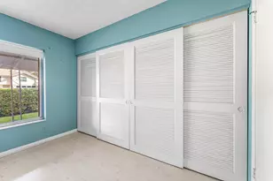 2541 Boundbrook Blvd, Palm Springs, FL 33406 - Photo 22