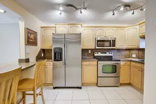 411 S Hollybrook Dr, Pembroke Pines, FL 33025 - Photo 8