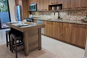 3802 Bridgewood Dr, Boca Raton, FL 33434 - Photo 4