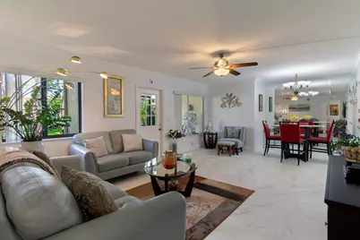 329 Knotty Pine Circle, Unit #D-1, Greenacres, FL 33463 - Photo 8