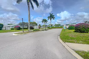 2641 Gately Dr W, West Palm Beach, FL 33415 - Photo 2