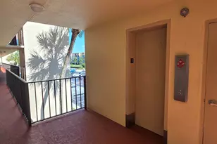 3661 Via Poinciana, Lake Worth, FL 33467 - Photo 10