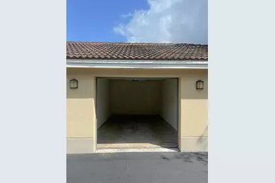 6556 Emerald Dunes Drive, Unit #207, West Palm Beach, FL 33411 - Photo 6