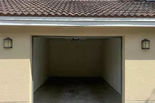 6556 Emerald Dunes Dr, West Palm Beach, FL 33411 - Photo 6