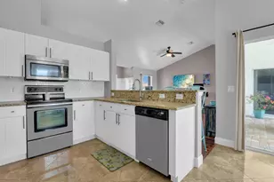 821 NW 20th Ave, Cape Coral, FL 33993 - Photo 4