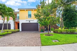 12832 Trevi Isle Dr, Palm Beach Gardens, FL 33418 - Photo 2