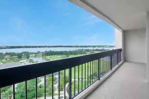 2400 Presidential Way Unit, West Palm Beach, FL 33401 - Photo 20