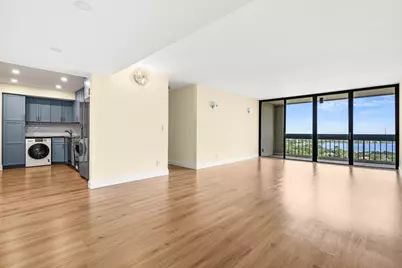 2400 Presidential Way, Unit #Ph2, West Palm Beach, FL 33401 - Photo 1