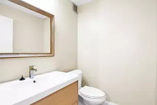 2400 Presidential Way Unit, West Palm Beach, FL 33401 - Photo 26