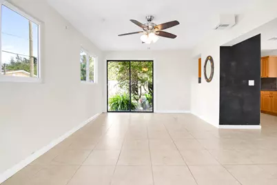 325 SE 10th Court, Deerfield Beach, FL 33441 - Photo 10