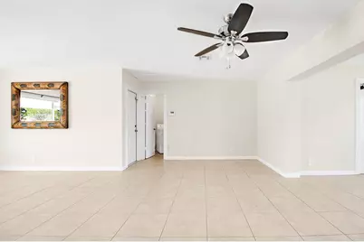 325 SE 10th Court, Deerfield Beach, FL 33441 - Photo 8