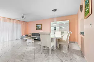 250 NE 20th St, Boca Raton, FL 33431 - Photo 10