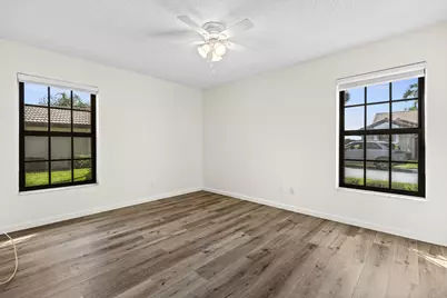 8261 Waterline Drive, Boynton Beach, FL 33472 - Photo 32