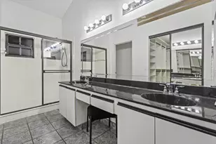 8261 Waterline Dr, Boynton Beach, FL 33472 - Photo 36