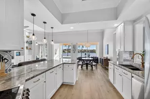 8866 Oldham Way, Palm Beach Gardens, FL 33412 - Photo 2